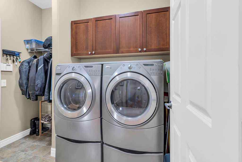 MLS® A2257802 - 122 Discovery Ridge Gardens SW in Discovery Ridge Calgary, Residential