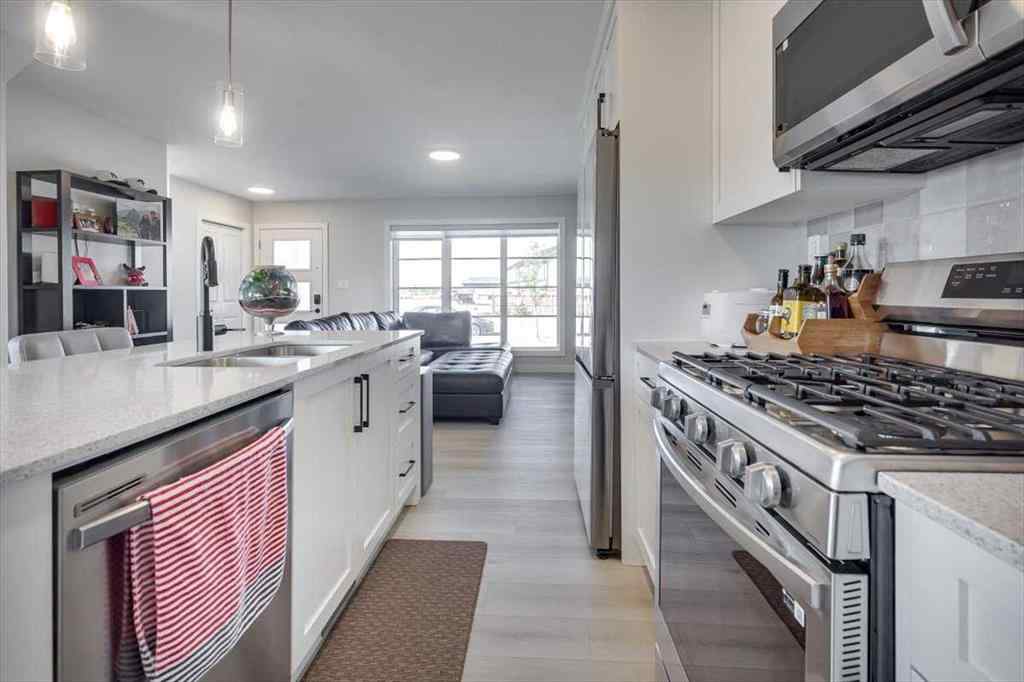 MLS® A2257803 - 5601 Vista Trail  in Aspen Lakes West Blackfalds, Residential