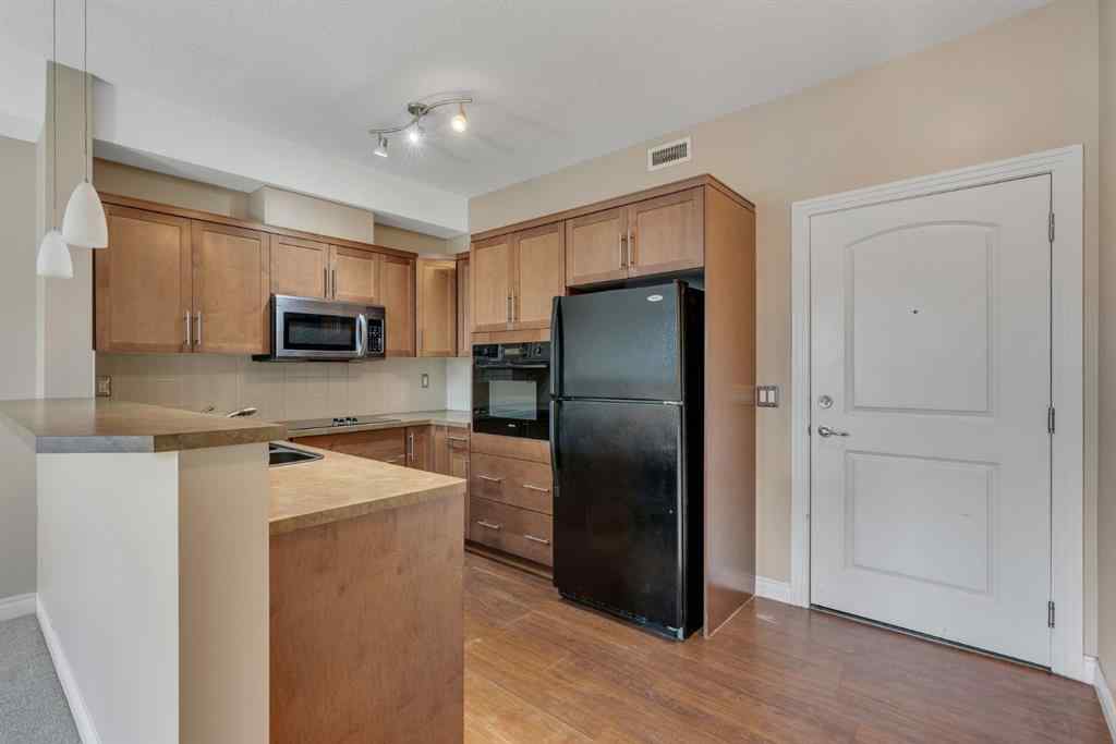MLS® A2257804 - Unit #545 26 Val Gardena View SW in Springbank Hill Calgary, Residential