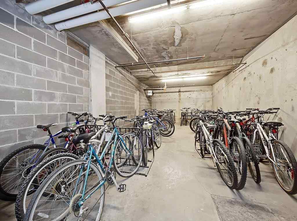 MLS® A2257804 - Unit #545 26 Val Gardena View SW in Springbank Hill Calgary, Residential