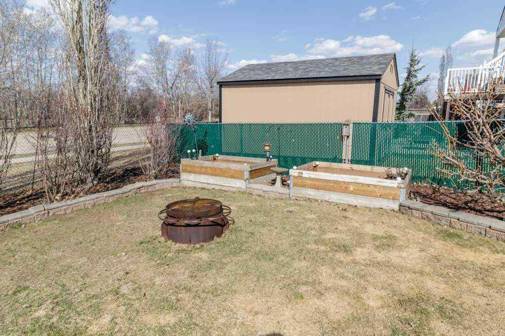 MLS® A2257806 - 9 Fern Glade Crescent  in Fox Run Sylvan Lake, Residential