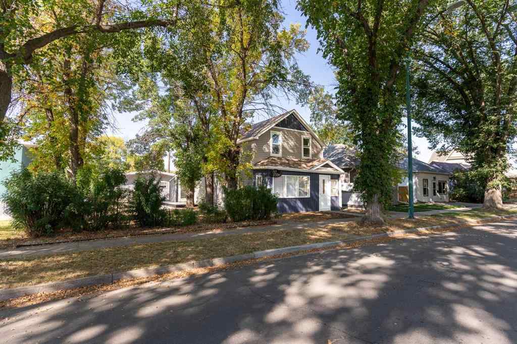 MLS® A2257807 - 730 17 Street N in Westminster Lethbridge, Residential