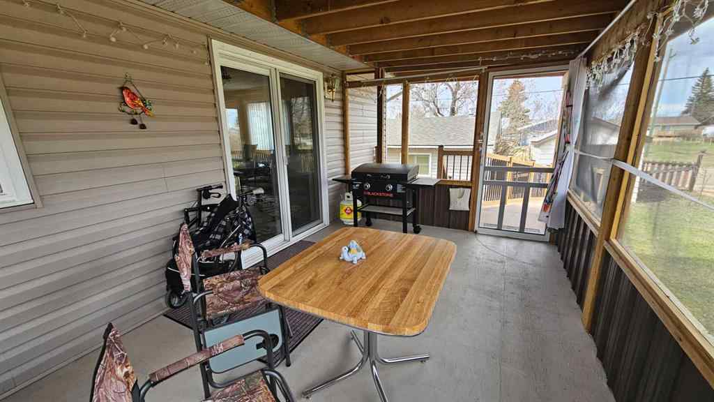 MLS® A2257810 - 4501 54 Avenue  in NONE Castor, Residential