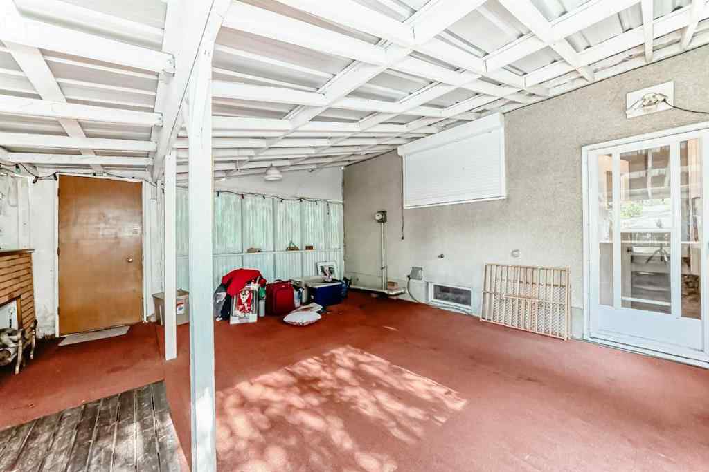 MLS® A2257811 - 5103 Bulyea Road NW in Brentwood Calgary, Residential