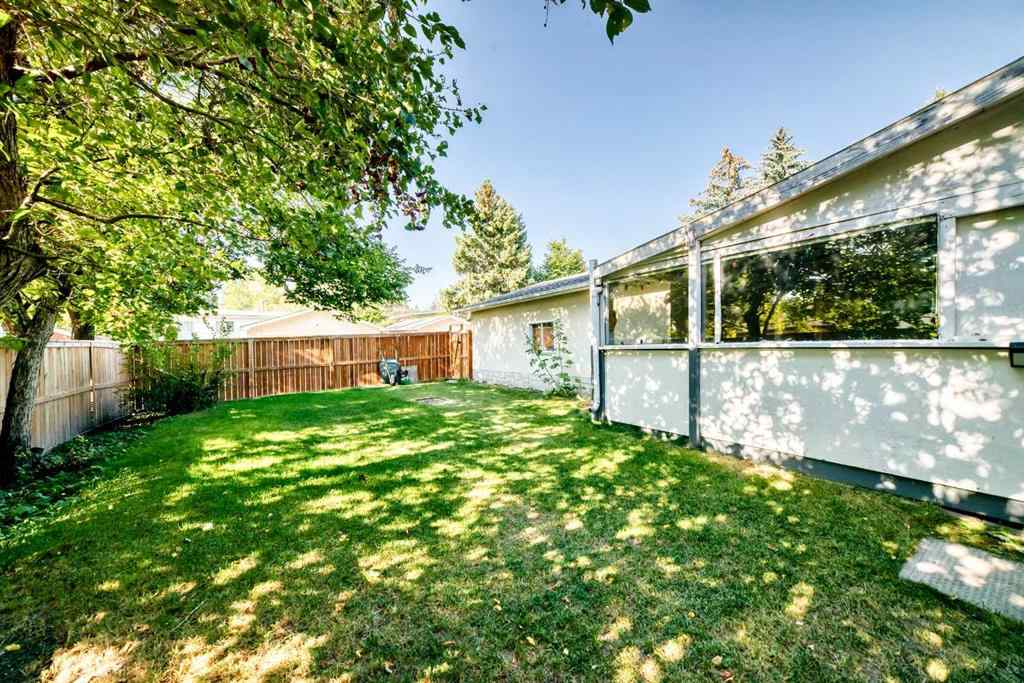 MLS® A2257811 - 5103 Bulyea Road NW in Brentwood Calgary, Residential