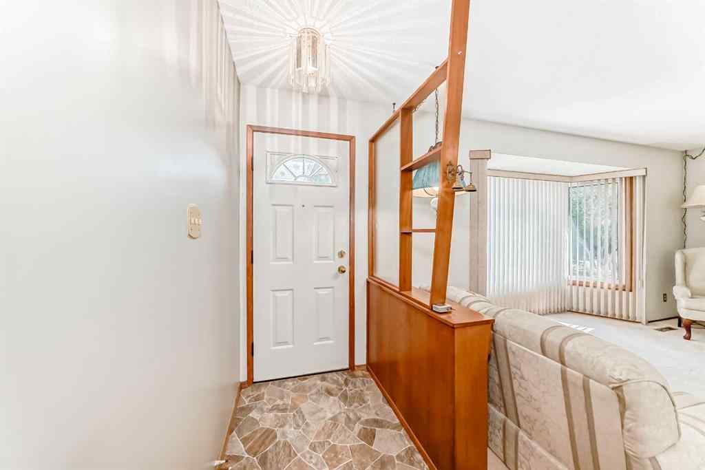 MLS® A2257811 - 5103 Bulyea Road NW in Brentwood Calgary, Residential