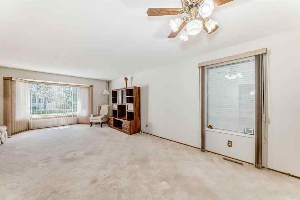 MLS® A2257811 - 5103 Bulyea Road NW in Brentwood Calgary, Residential