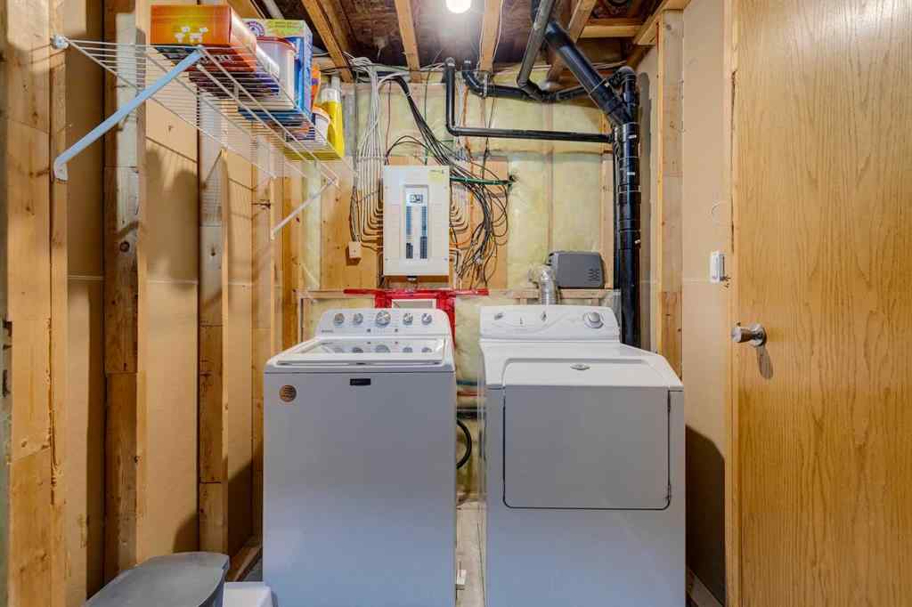 MLS® A2257816 - 18 Cambridge Drive  in NONE Carbon, Residential