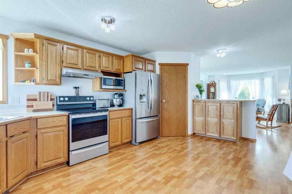 MLS® A2257816 - 18 Cambridge Drive  in NONE Carbon, Residential