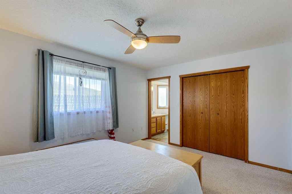 MLS® A2257816 - 18 Cambridge Drive  in NONE Carbon, Residential