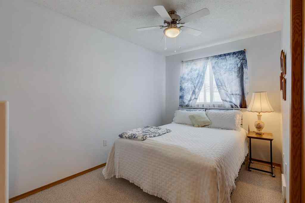 MLS® A2257816 - 18 Cambridge Drive  in NONE Carbon, Residential