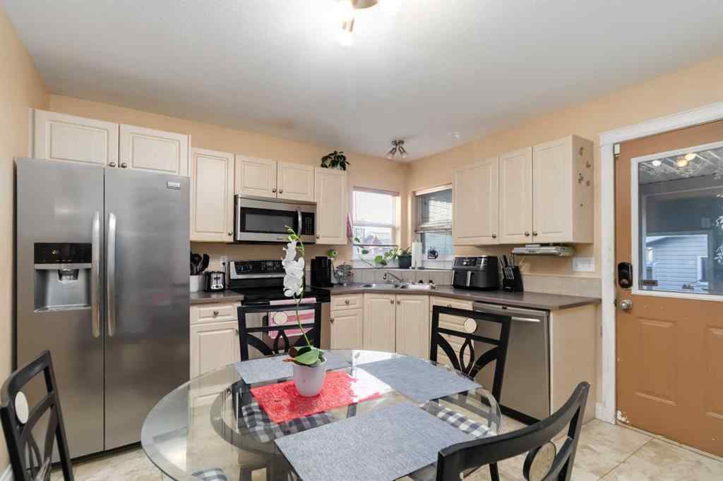 MLS® A2257817 - 628 Athabasca Avenue  in Abasand Fort McMurray, Residential