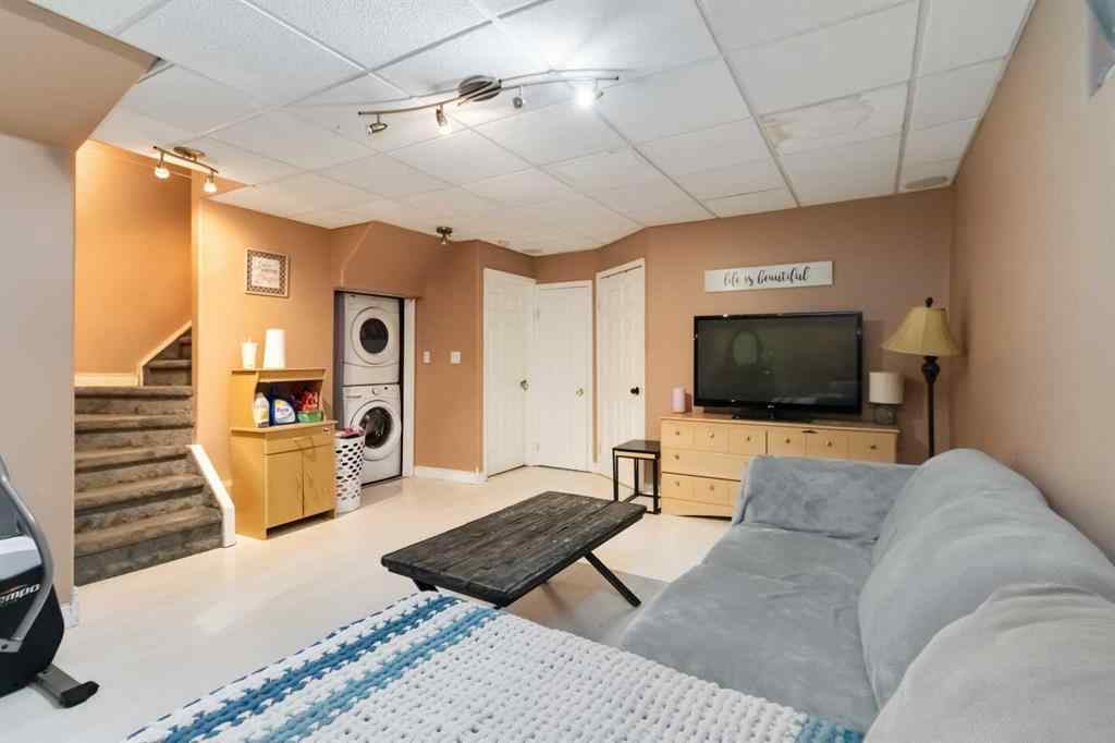 MLS® A2257817 - 628 Athabasca Avenue  in Abasand Fort McMurray, Residential