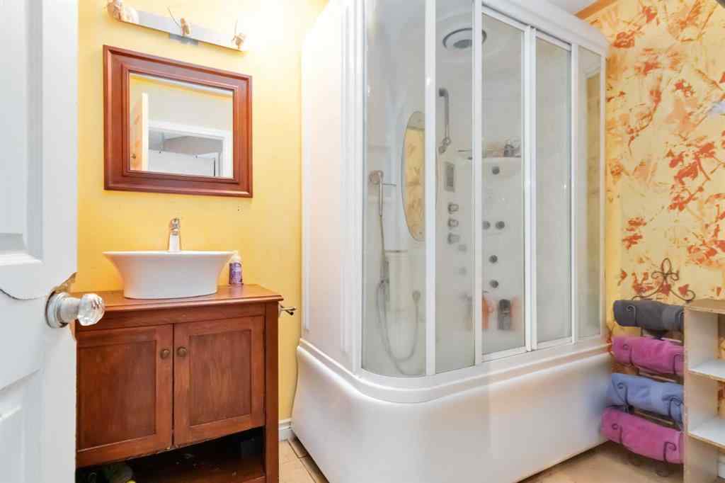 MLS® A2257817 - 628 Athabasca Avenue  in Abasand Fort McMurray, Residential