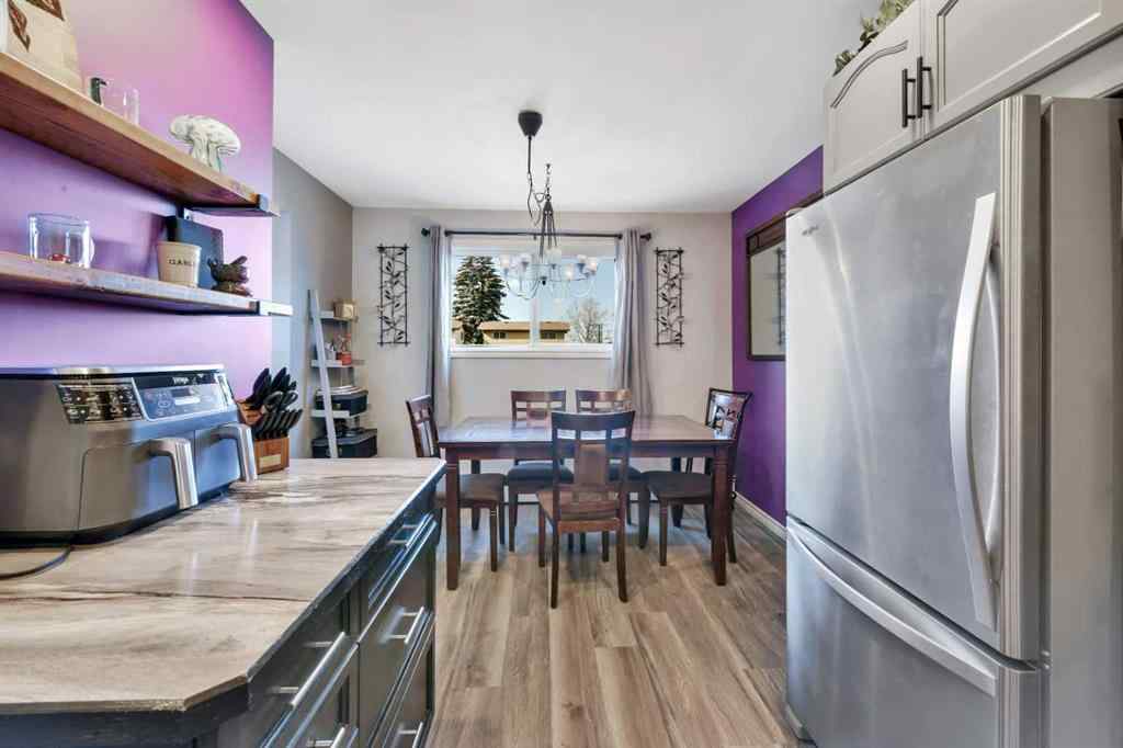 MLS® A2257818 - 2 Greenham Drive  in Glendale Park Estates Red Deer, Residential