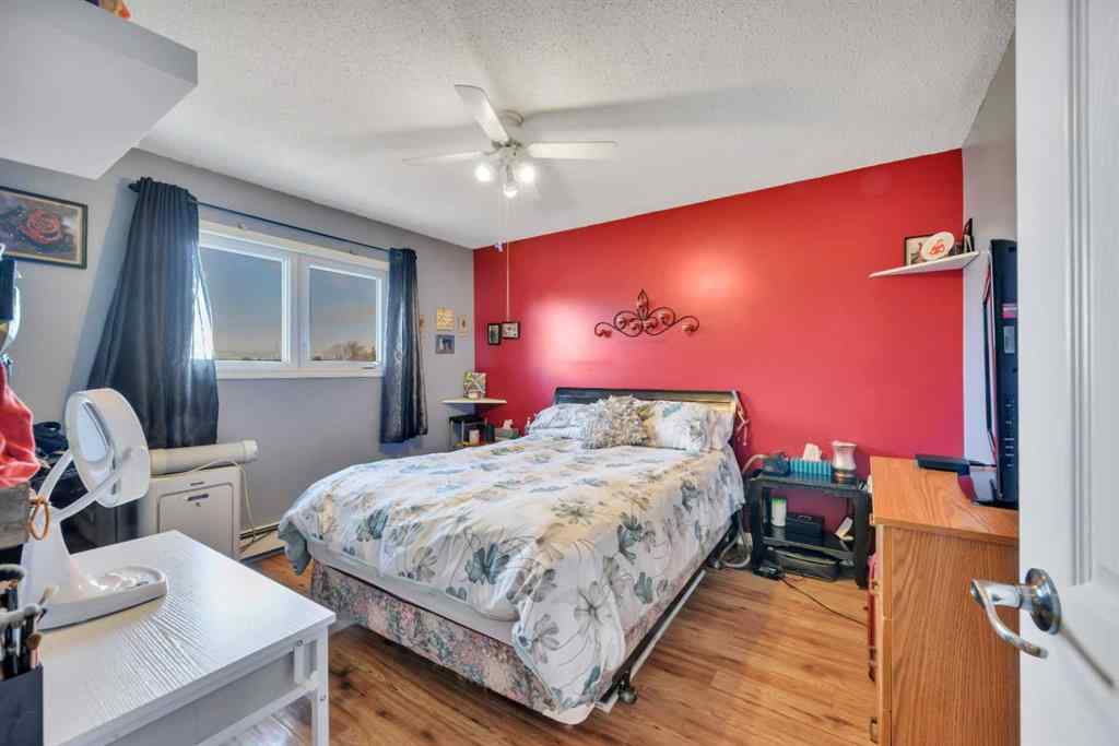 MLS® A2257818 - 2 Greenham Drive  in Glendale Park Estates Red Deer, Residential