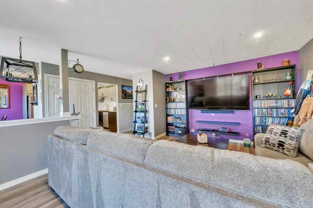 MLS® A2257818 - 2 Greenham Drive  in Glendale Park Estates Red Deer, Residential
