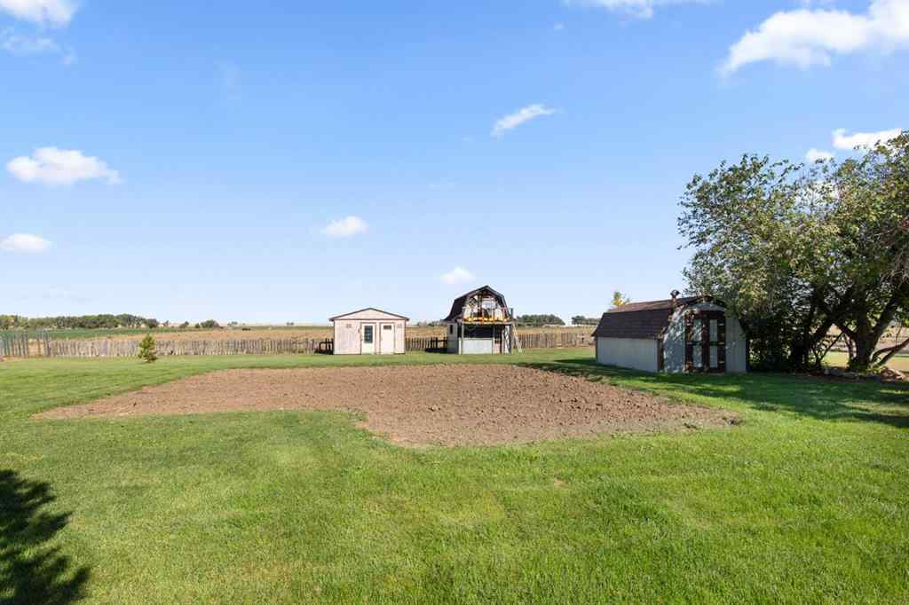MLS® A2257819 - 7106 Highway 523   in NONE Rural Cypress County, Residential