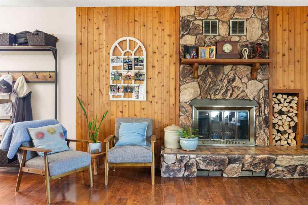 MLS® A2257819 - 7106 Highway 523   in NONE Rural Cypress County, Residential