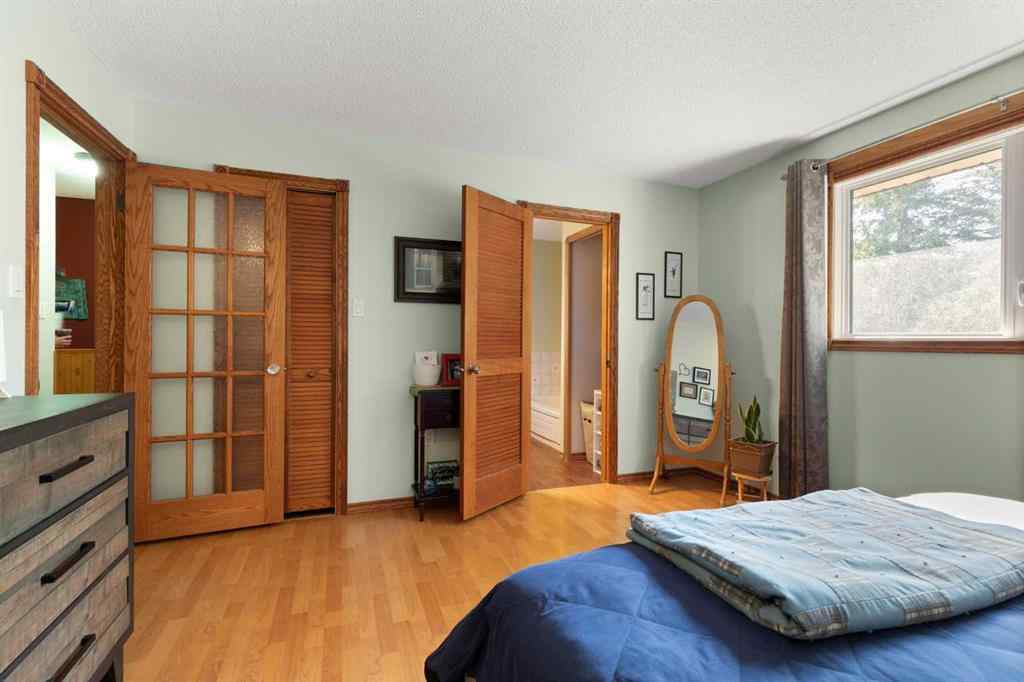 MLS® A2257819 - 7106 Highway 523   in NONE Rural Cypress County, Residential