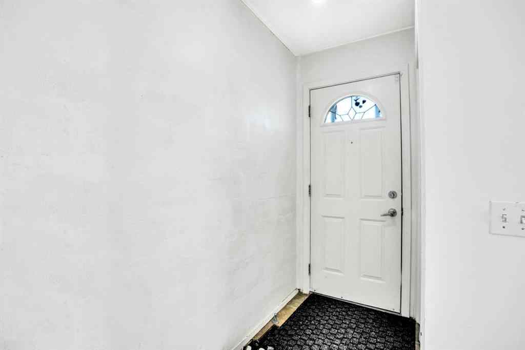 MLS® A2257820 - 3214 16 Avenue SE in Albert Park/Radisson Heights Calgary, Residential