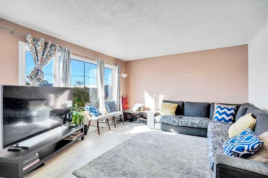 MLS® A2257820 - 3214 16 Avenue SE in Albert Park/Radisson Heights Calgary, Residential