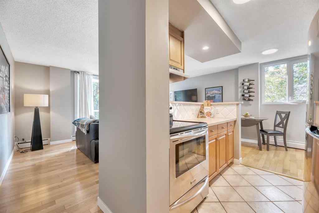 MLS® A2257821 - Unit #401 320 24 Avenue SW in Mission Calgary, Residential
