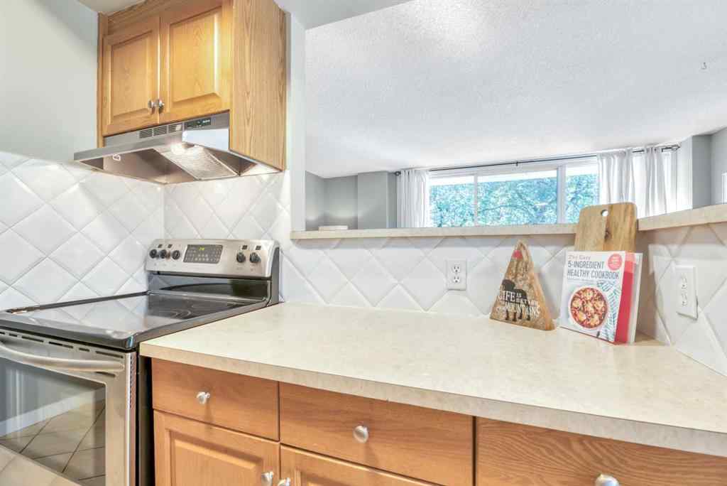 MLS® A2257821 - Unit #401 320 24 Avenue SW in Mission Calgary, Residential