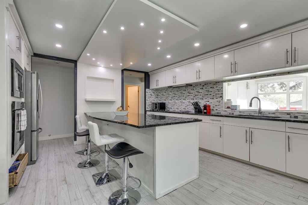 MLS® A2257828 - 6256 Dalmarnock Crescent NW in Dalhousie Calgary, Residential