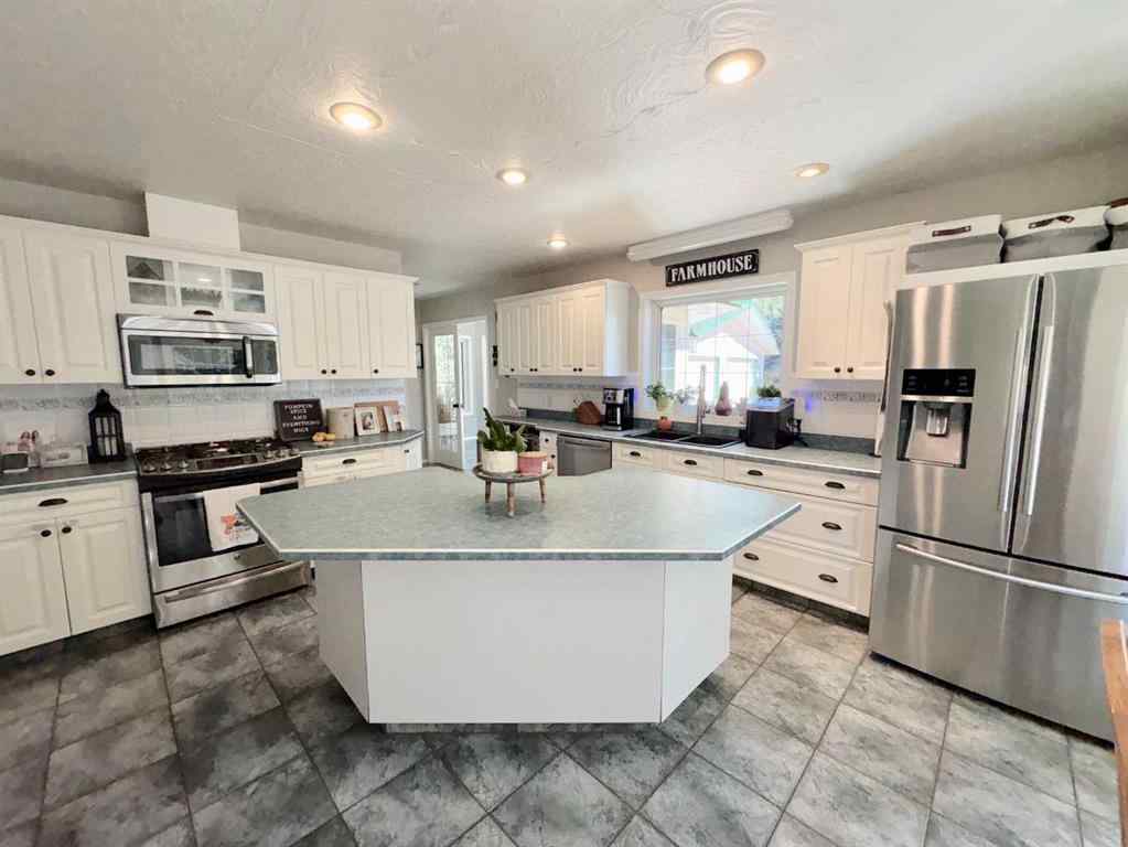 MLS® A2257830 - 51207 Range Road 102   in NONE Rural Minburn No. 27, County of, Residential