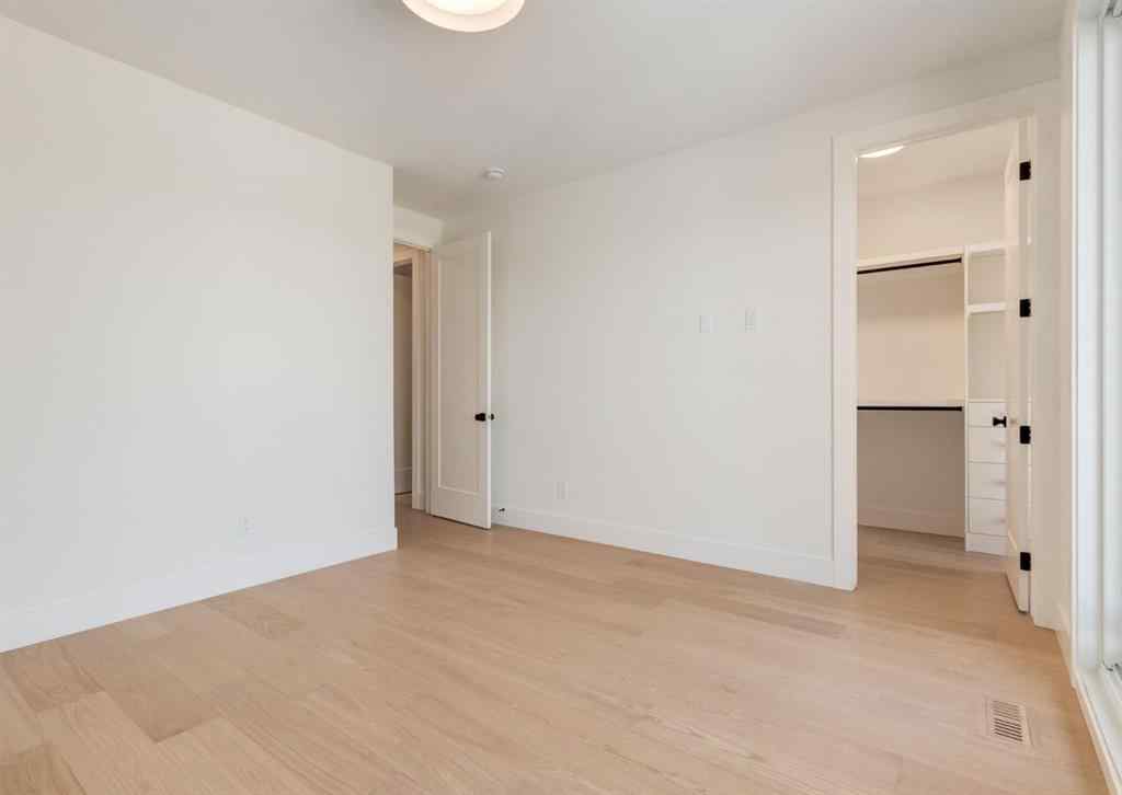 MLS® A2257832 - 507 26 Avenue NE in Winston Heights/Mountview Calgary, Residential