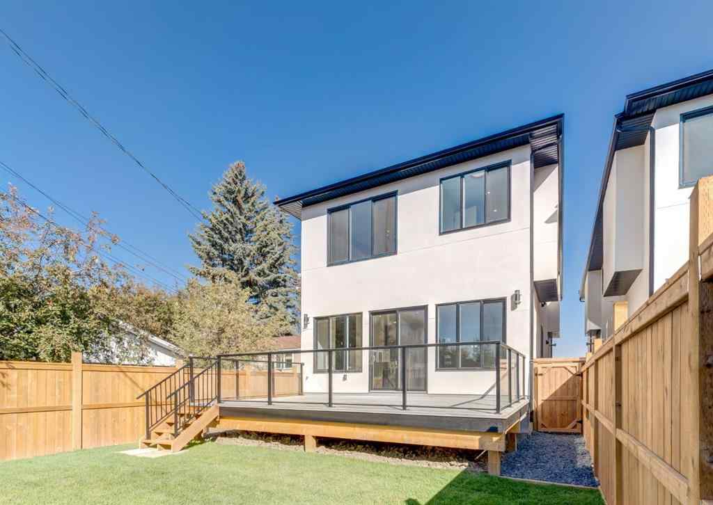 MLS® A2257832 - 507 26 Avenue NE in Winston Heights/Mountview Calgary, Residential
