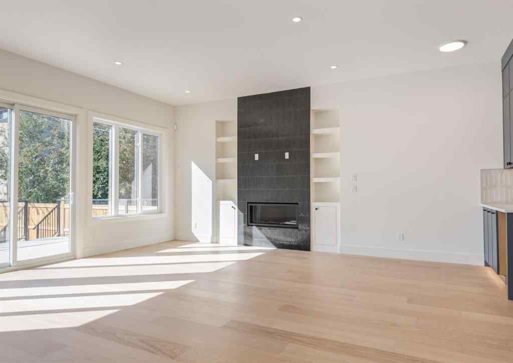 MLS® A2257832 - 507 26 Avenue NE in Winston Heights/Mountview Calgary, Residential