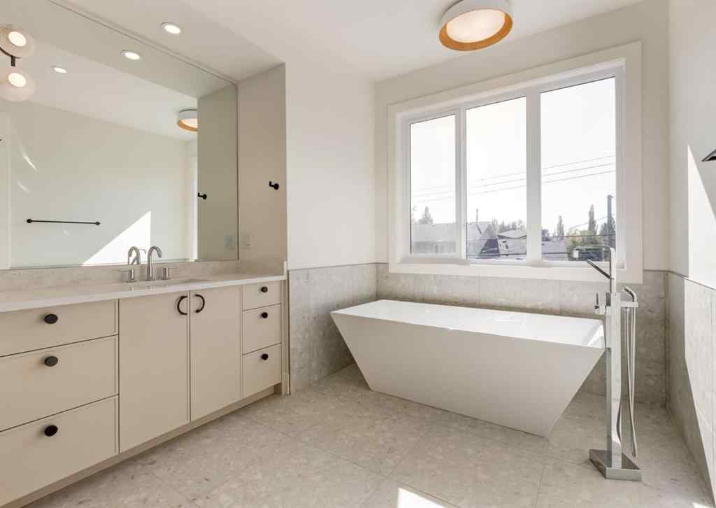 MLS® A2257832 - 507 26 Avenue NE in Winston Heights/Mountview Calgary, Residential