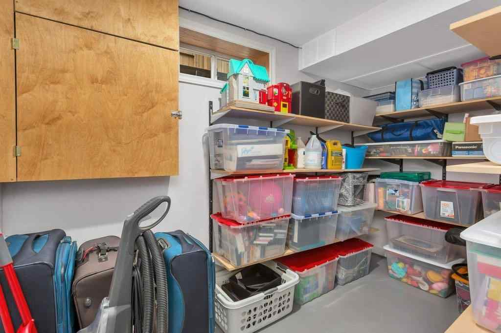 MLS® A2257837 - 167 Douglas Avenue  in Deer Park Estates Red Deer, Residential