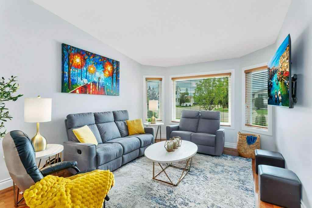 MLS® A2257837 - 167 Douglas Avenue  in Deer Park Estates Red Deer, Residential