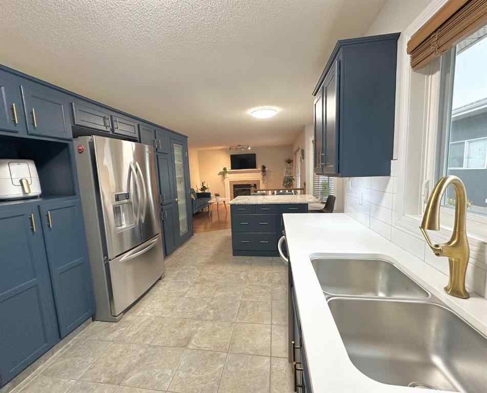 MLS® A2257837 - 167 Douglas Avenue  in Deer Park Estates Red Deer, Residential