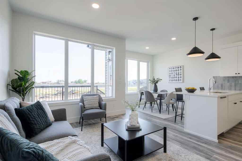 MLS® A2257838 - 4329 28 Avenue S in Discovery Lethbridge, Residential