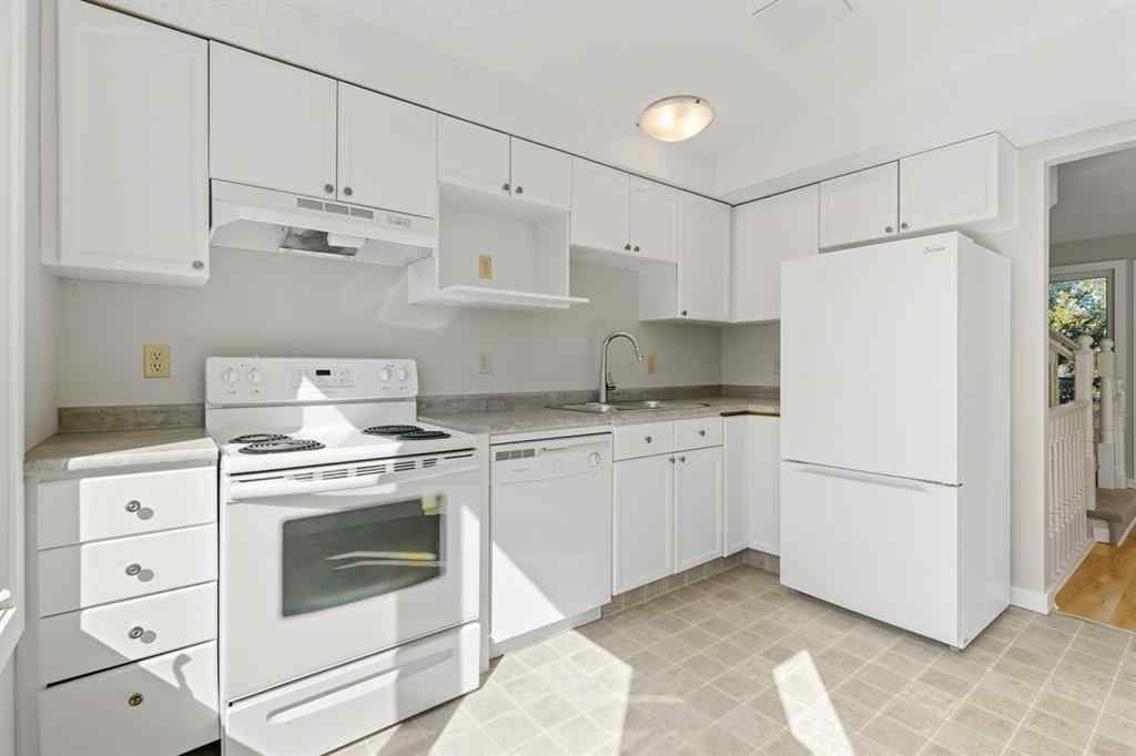 MLS® #A2257840 - 12 Coachway Gardens SW in Coach Hill Calgary, Residential Open Houses