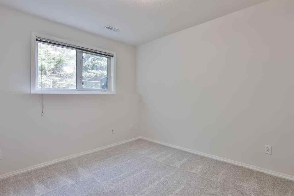 MLS® A2257841 - Unit #4 545 9 Avenue N in Staffordville Lethbridge, Residential
