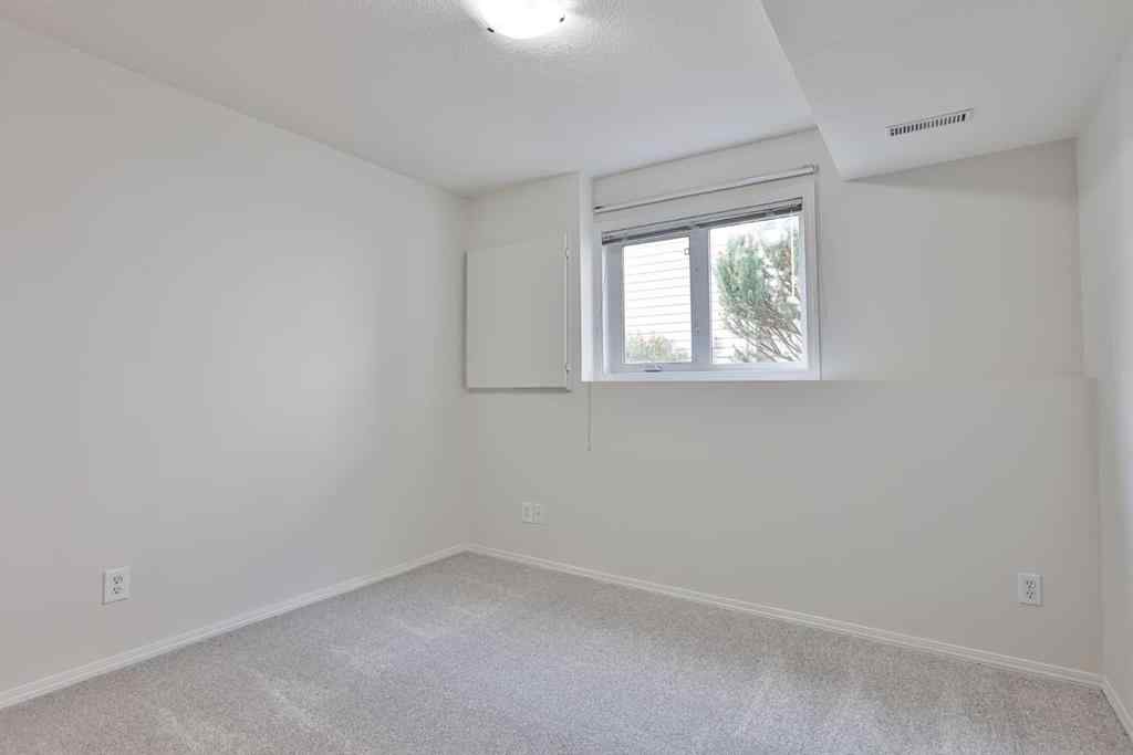 MLS® A2257841 - Unit #4 545 9 Avenue N in Staffordville Lethbridge, Residential