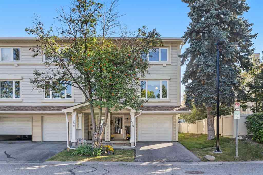 MLS® A2257844 - 210 Queenston Heights SE in Queensland Calgary, Residential