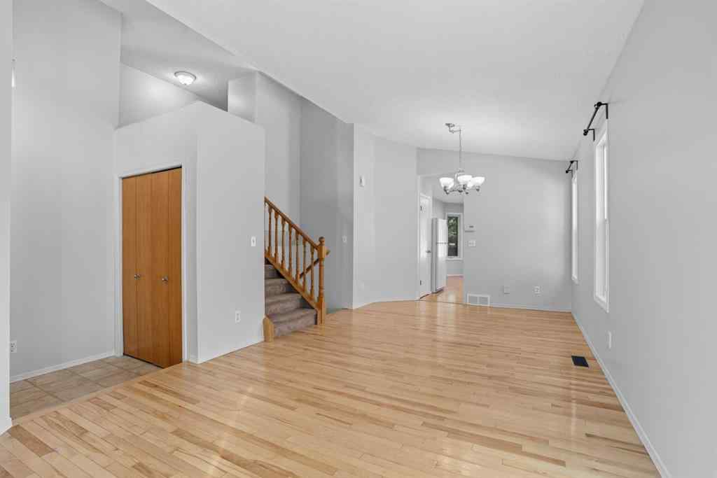 MLS® A2257845 - 447 Shawbrooke Circle SW in Shawnessy Calgary, Residential