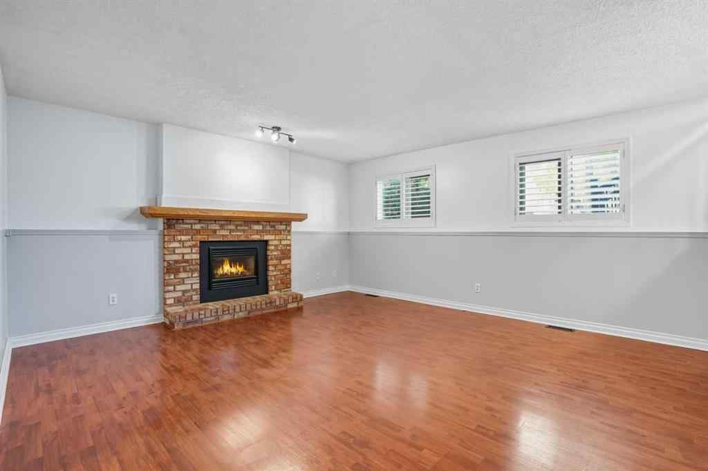 MLS® A2257845 - 447 Shawbrooke Circle SW in Shawnessy Calgary, Residential
