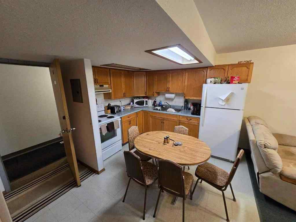 MLS® A2257846 - Unit #1-7 205 Reed Avenue  in Hayter Hayter, Multi-Family