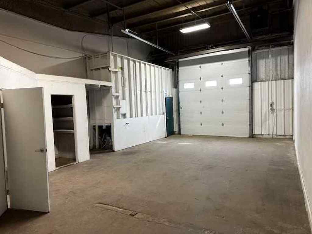 MLS® A2257847 - 11037/43 92 Avenue  in Richmond Industrial Park Grande Prairie, Commercial