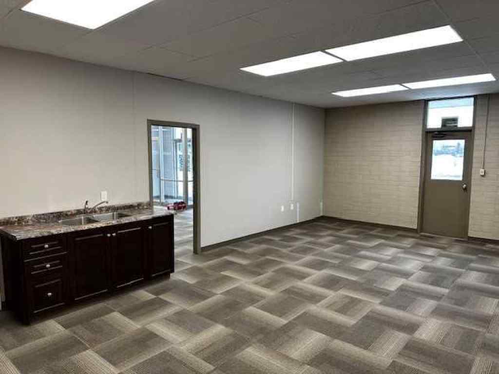 MLS® A2257847 - 11037/43 92 Avenue  in Richmond Industrial Park Grande Prairie, Commercial