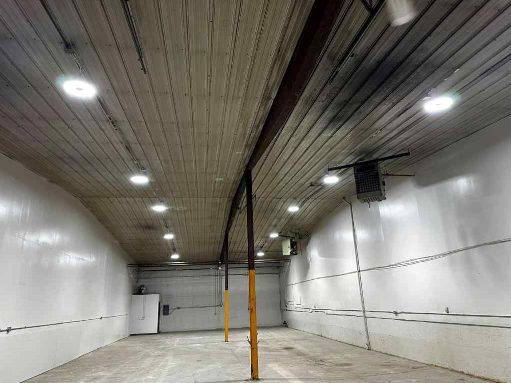MLS® A2257847 - 11037/43 92 Avenue  in Richmond Industrial Park Grande Prairie, Commercial