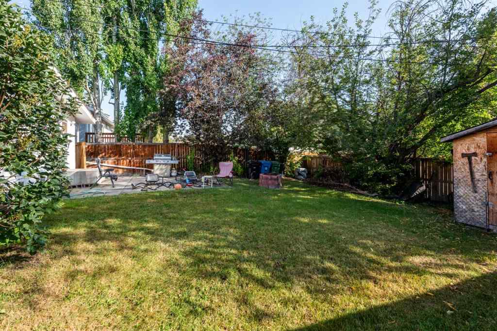 MLS® A2257848 - 9716 2 Street SE in Acadia Calgary, Residential