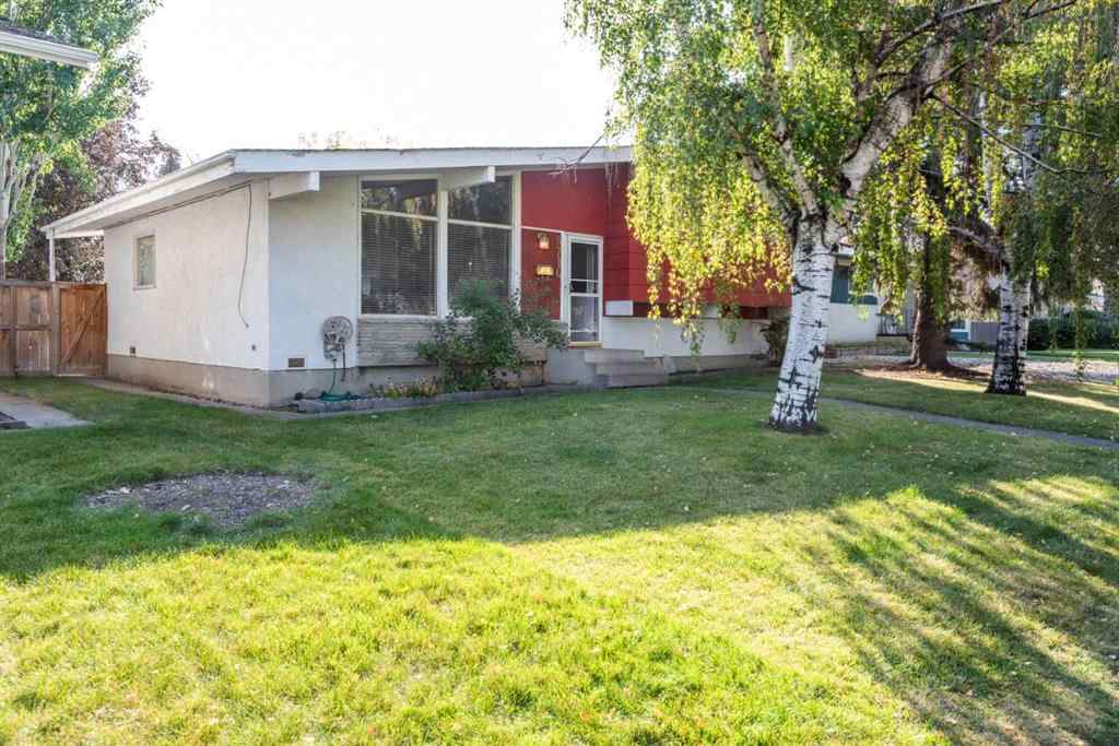 MLS® A2257848 - 9716 2 Street SE in Acadia Calgary, Residential
